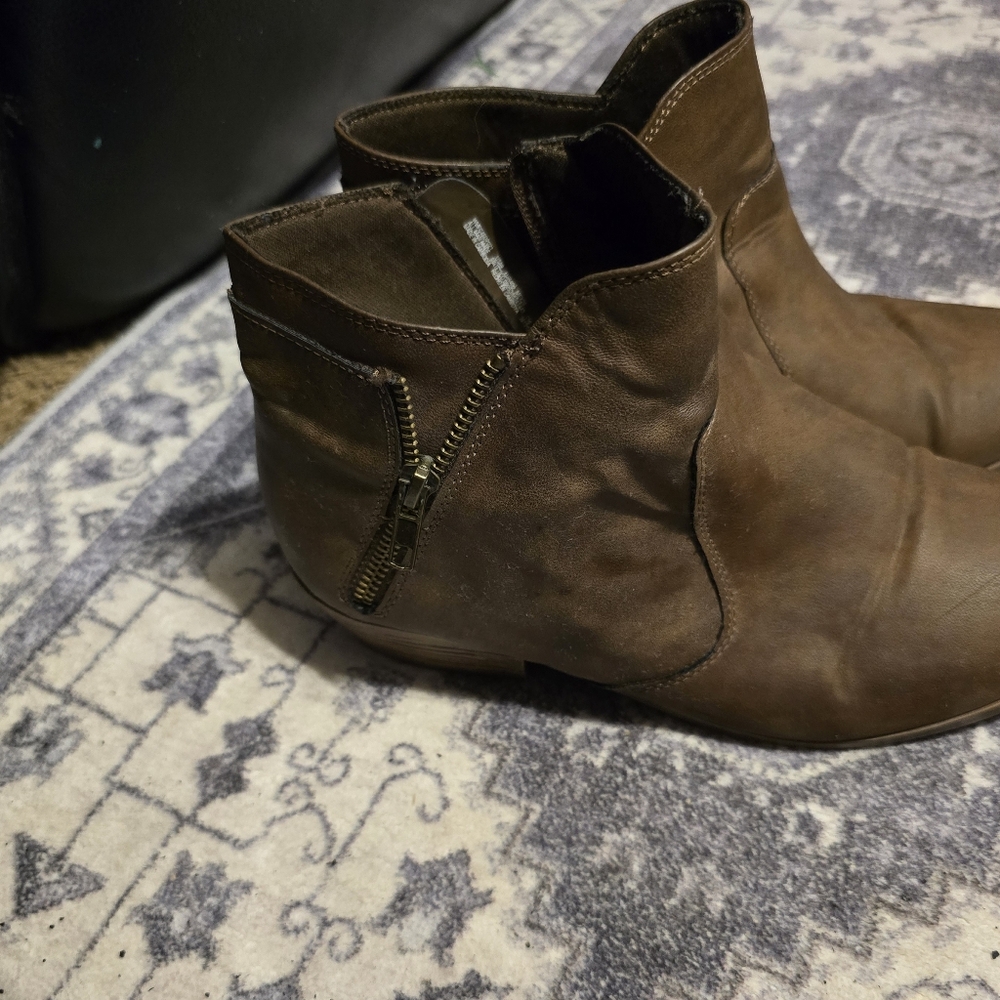 Brown Ankle Boots By Faded Glory with Zipper